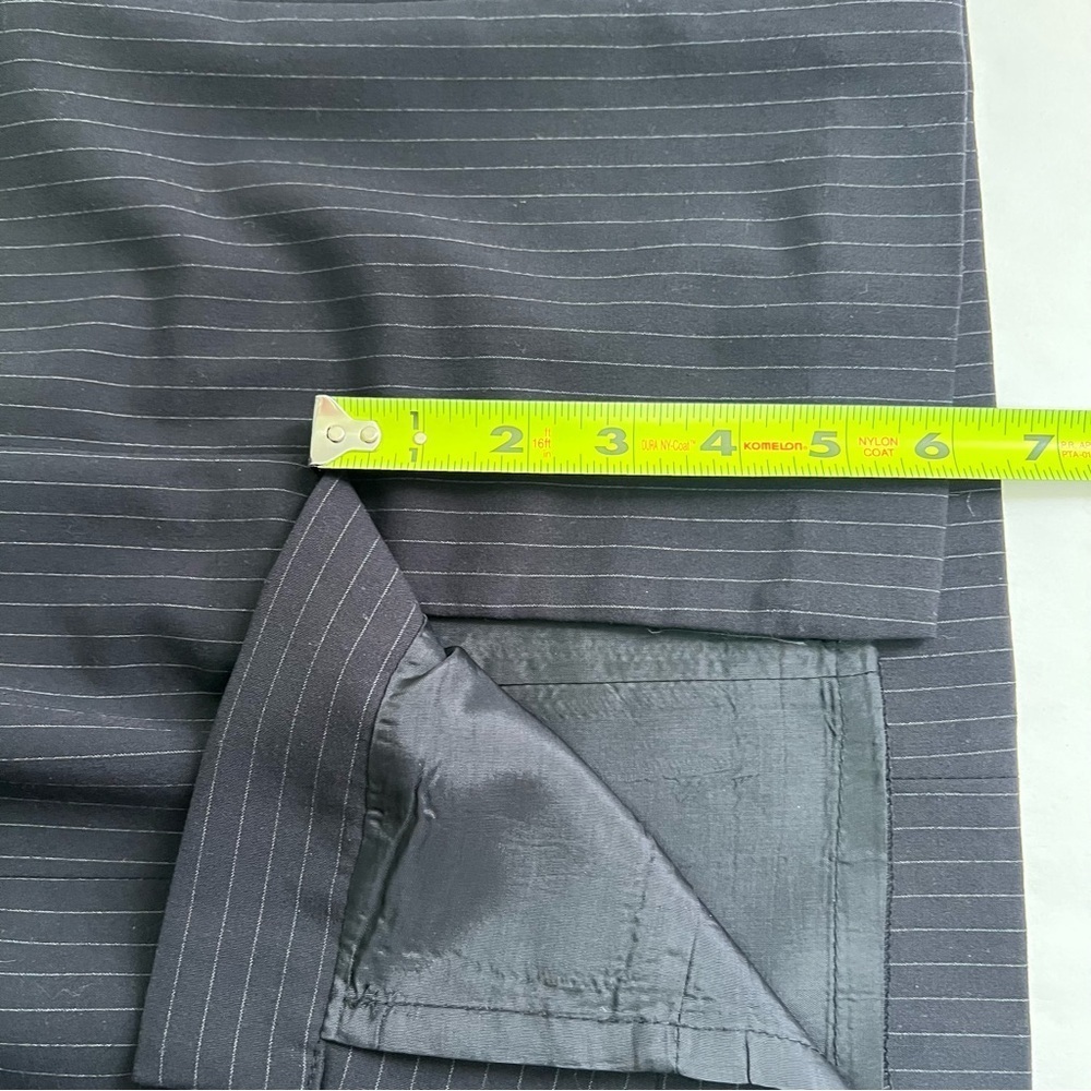 Tahari Women’s Career Business Women’s Dress Sz 4 Very Dark Blue Pin Striped - Picture 13 of 14